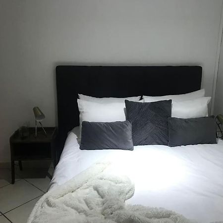 Appartement A La Decouverte De Strasbourg Bischheim Bagian luar foto