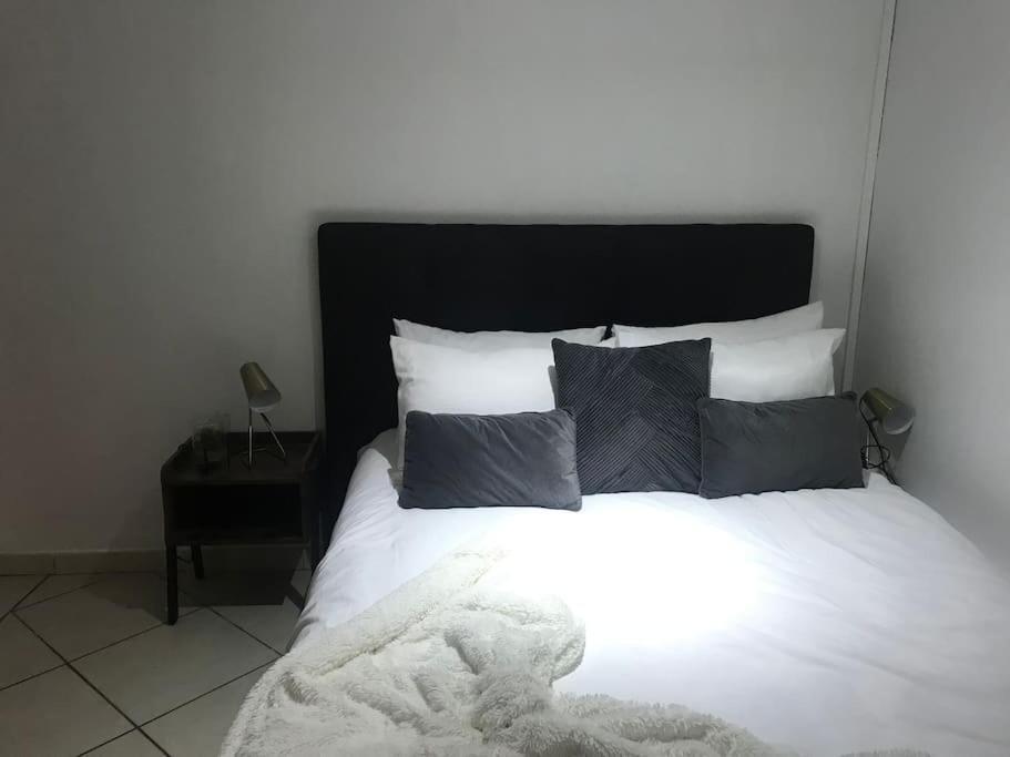 Appartement A La Decouverte De Strasbourg Bischheim Bagian luar foto
